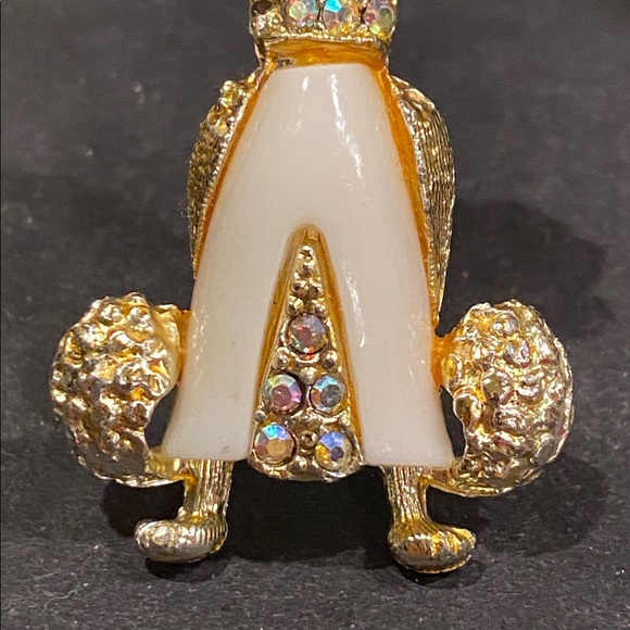 Gold Tone and White Poodle Brooch with AB - Picture 4 of 5